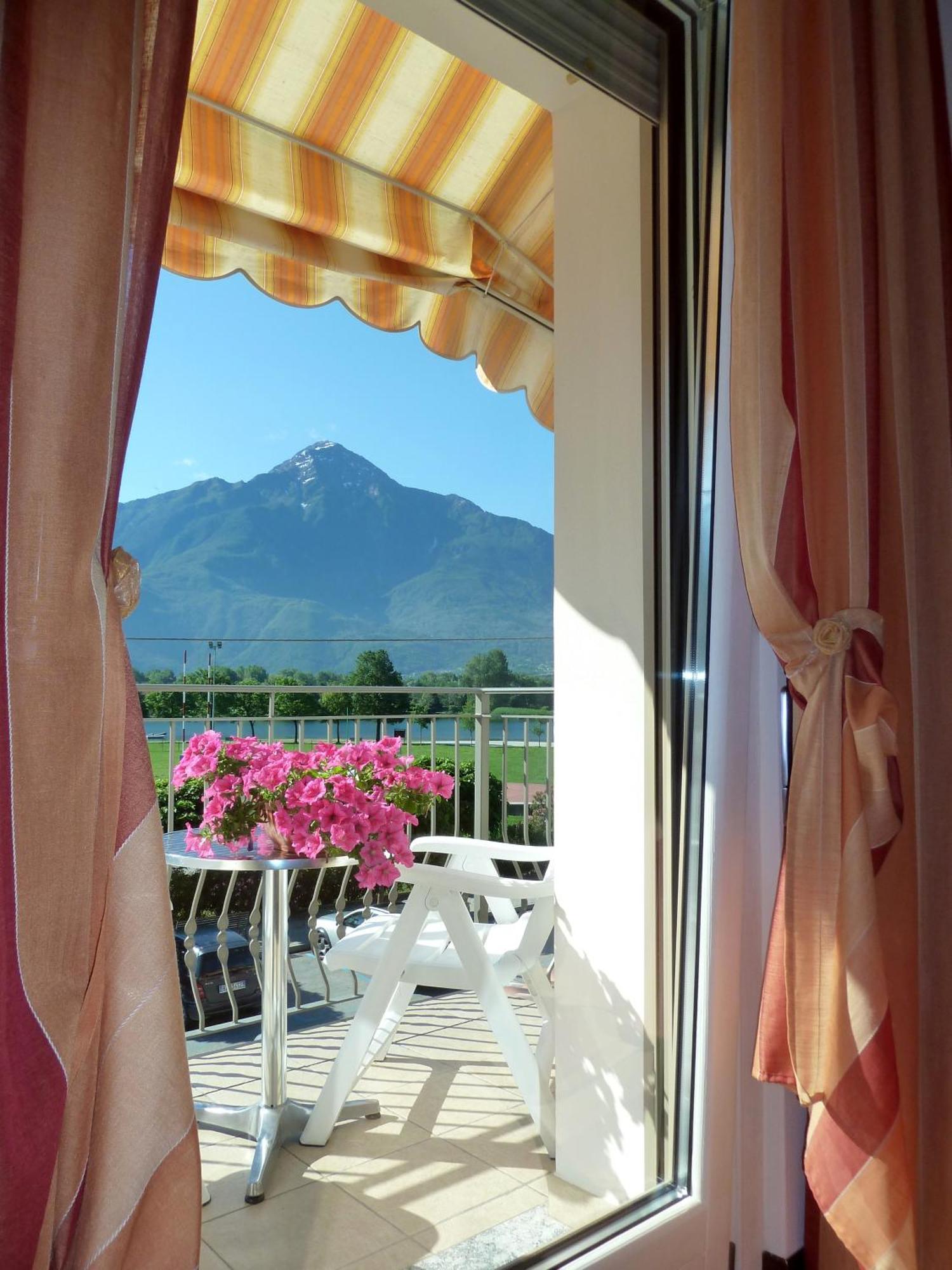 Hotel Europa - ソーリコ エクステリア 写真