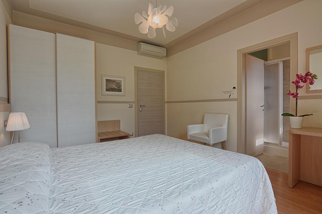 Hotel Europa - ソーリコ エクステリア 写真