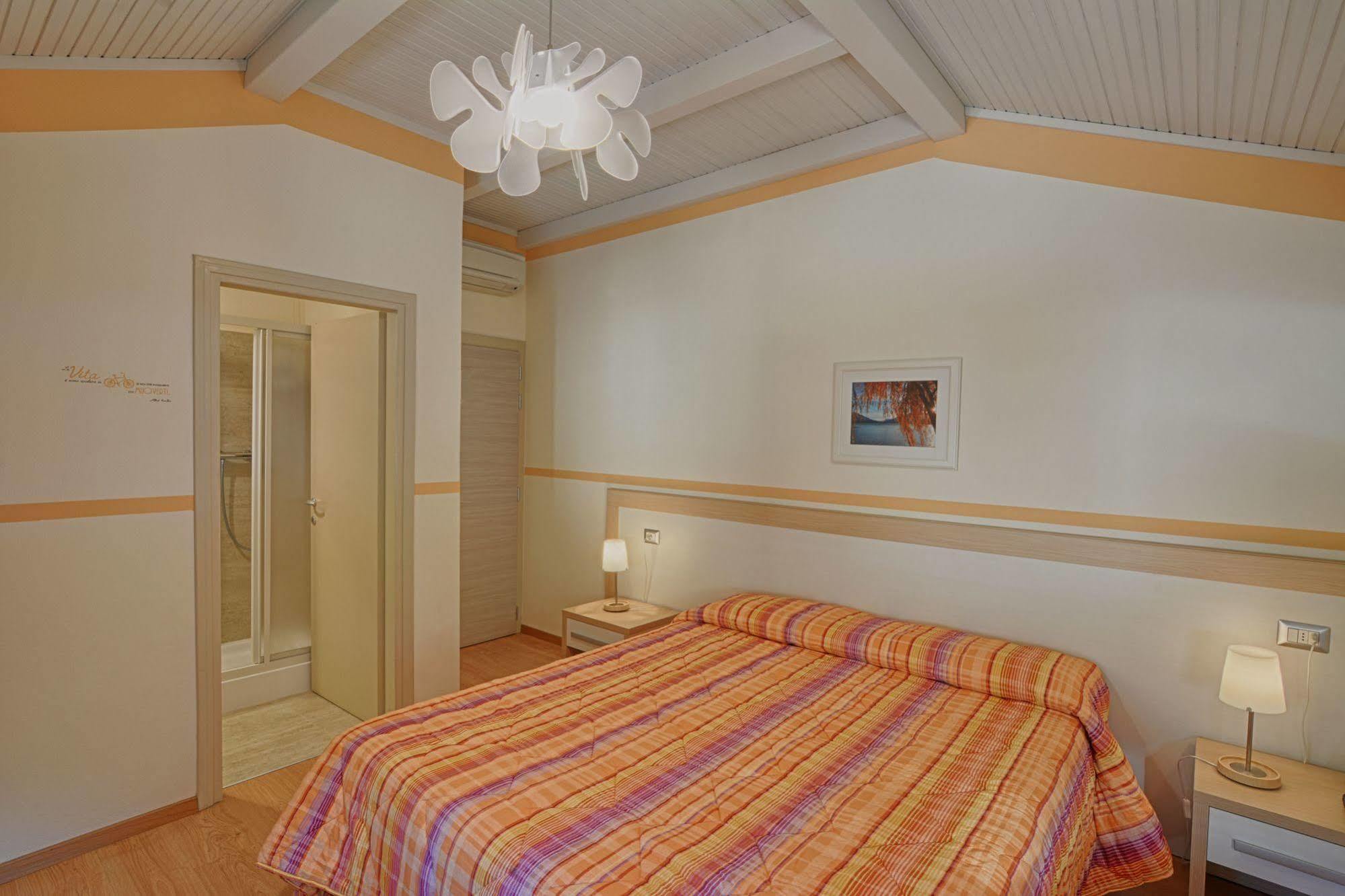 Hotel Europa - ソーリコ エクステリア 写真