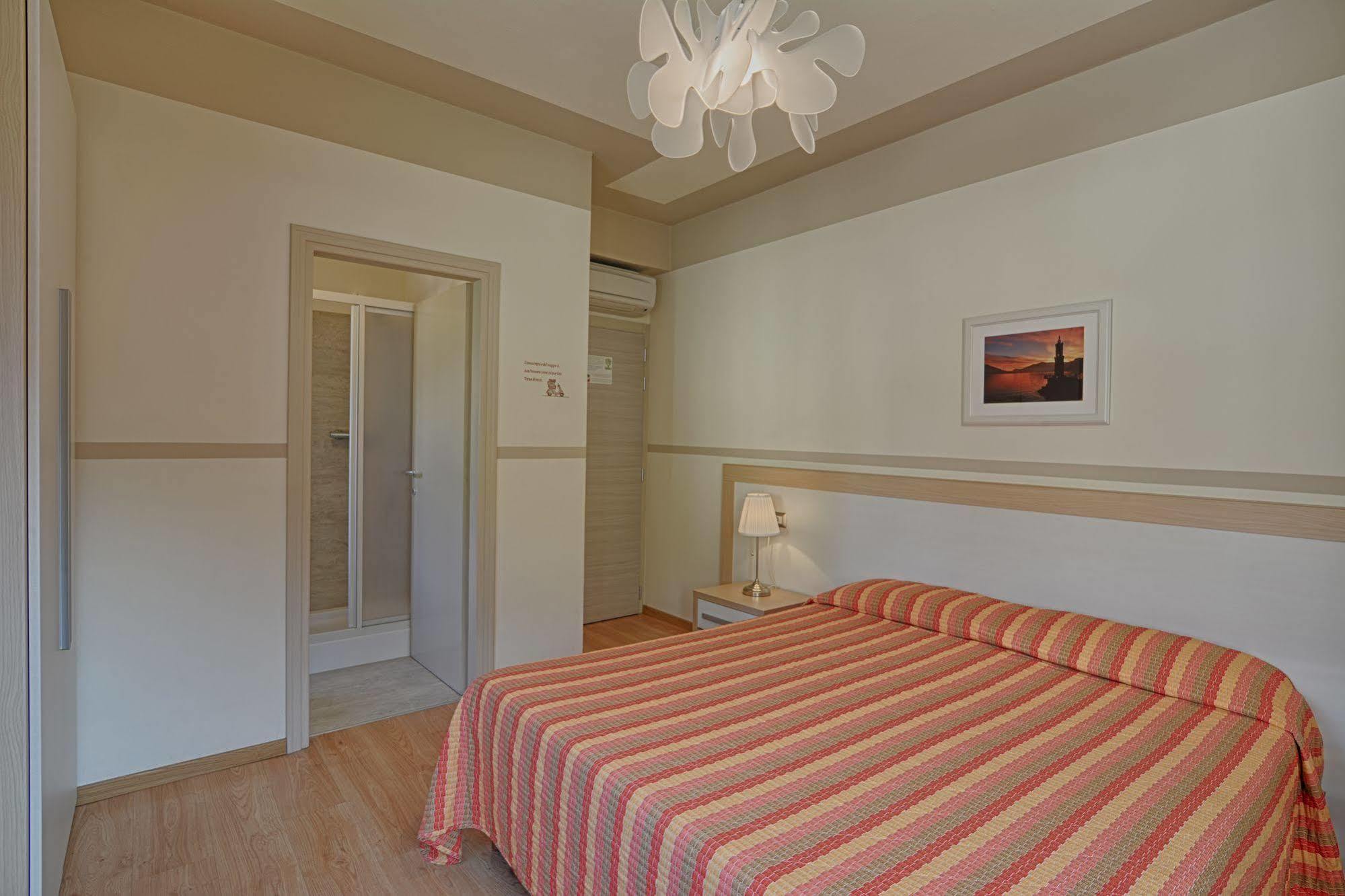 Hotel Europa - ソーリコ エクステリア 写真